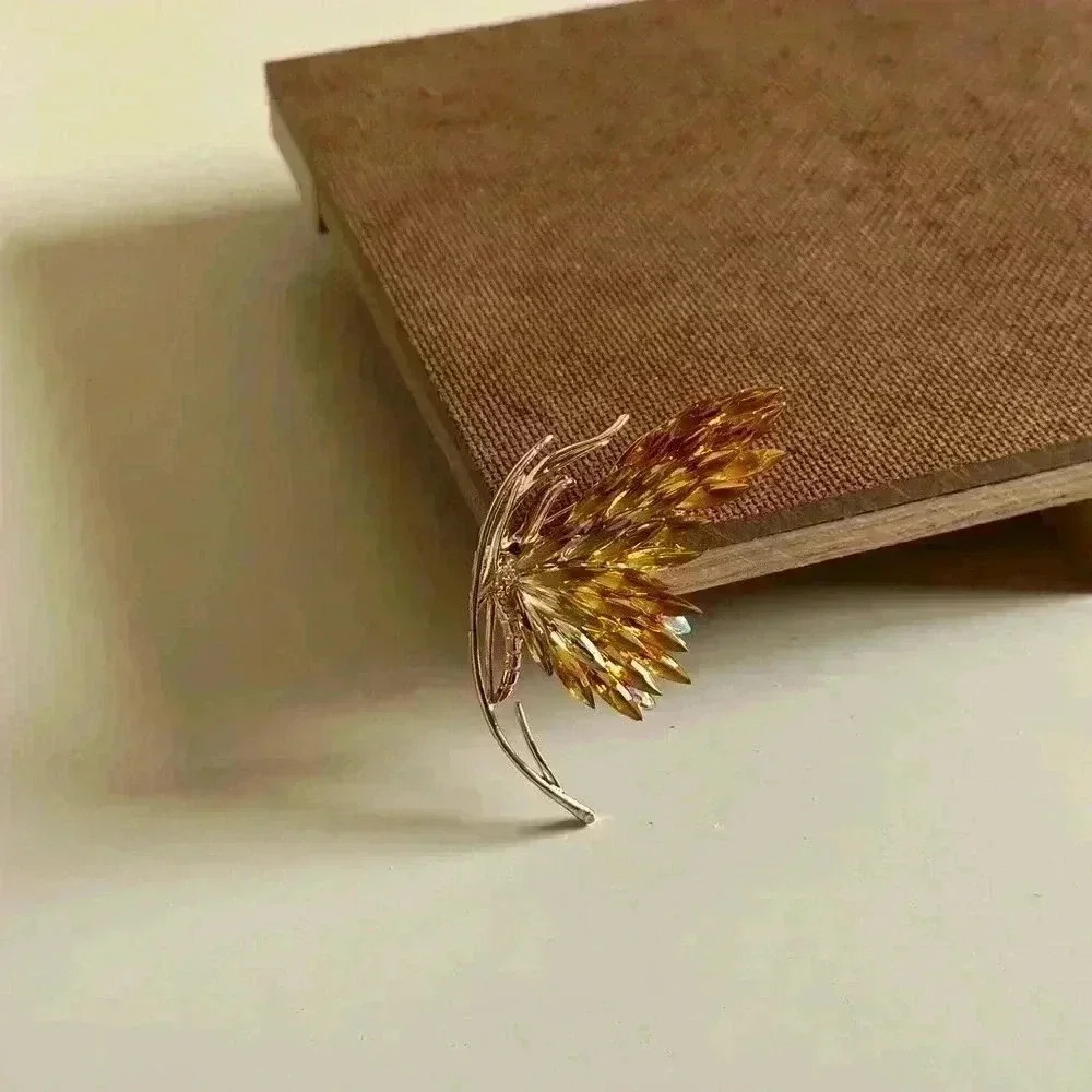 European French Style Ultra-Bright Gradient Crystal Butterfly Brooch